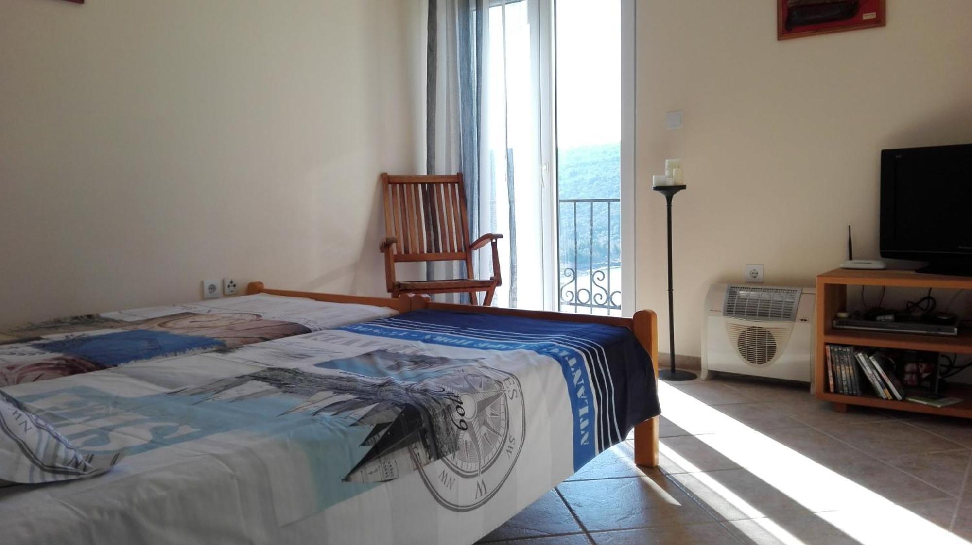 Apartment Bigovo Тиват Екстериор снимка